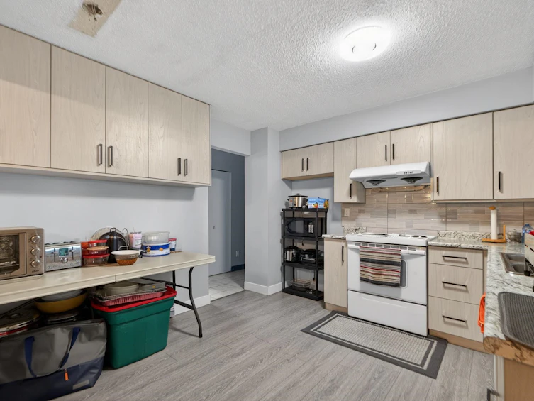 11822 73 Avenue, Delta, BC, V4C 1C4 - 9