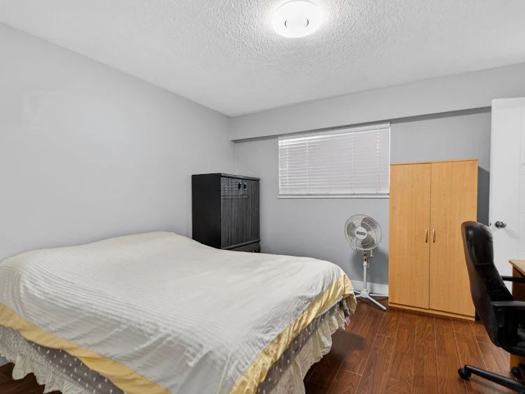 11822 73 Avenue, Delta, BC, V4C 1C4 - 11