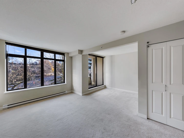 312-3660 Vanness Avenue, Vancouver, BC, V5R 6H8 - 2