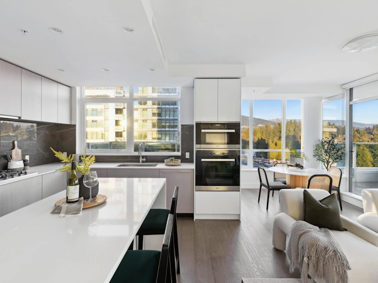 1301-1675 Lions Gate Lane, North Vancouver, BC, V7P 0E3 - 5