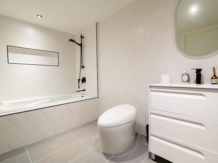 3595 Princess Avenue, North Vancouver, BC, V7N 2E4 - 23
