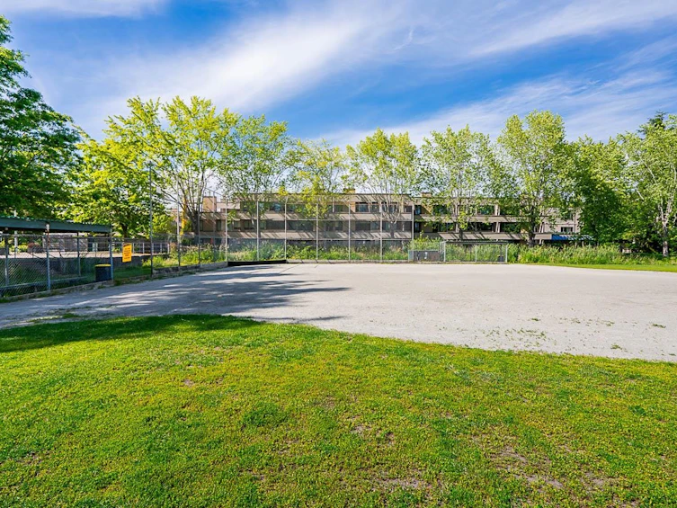 305-15313 19 Avenue, Surrey, BC, V4A 1X6 - 3