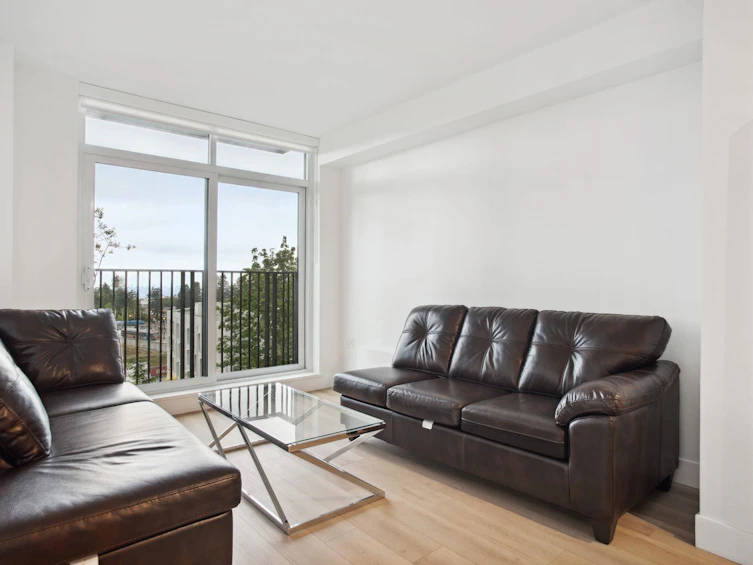 711-8750 University Crescent, Burnaby, BC, V5A 0G9 - 5