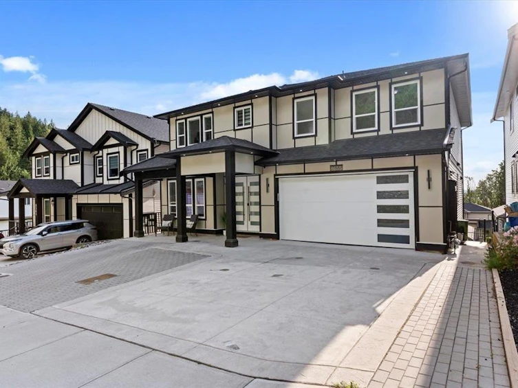 8555 Forest Gate Drive, Chilliwack, BC, V4Z 0C7 - 2