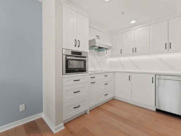 906-1288 Marinaside Crescent, Vancouver, BC, V6Z 2W5 - 13