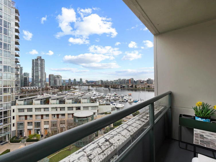 906-1288 Marinaside Crescent, Vancouver, BC, V6Z 2W5 - 20