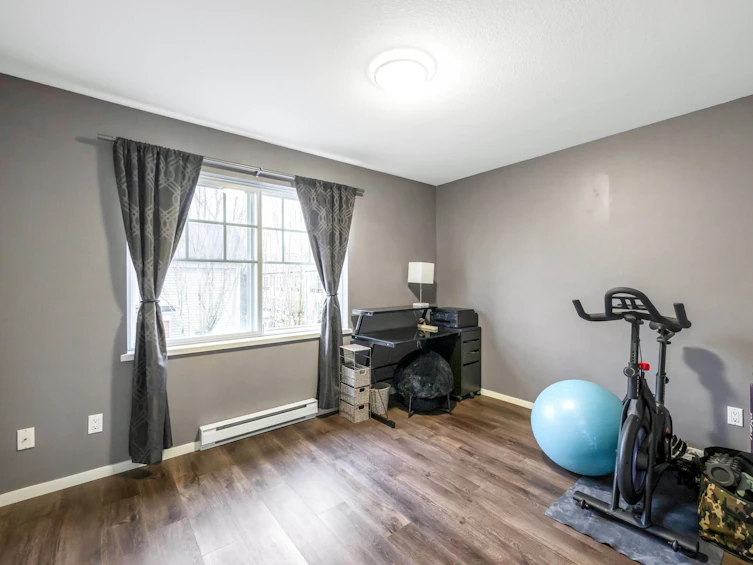 38-18983 72a Avenue, Surrey, BC, V4N 1A5 - 18