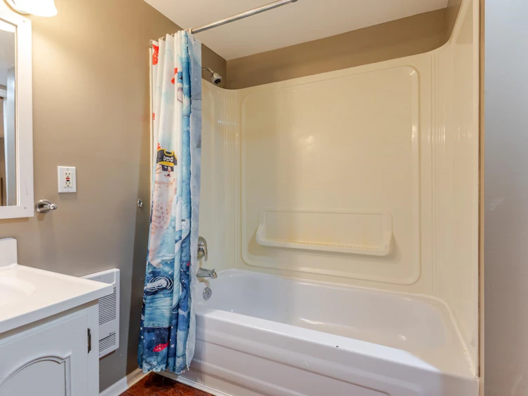 80 53a Street, Delta, BC, V4M 3C4 - 30