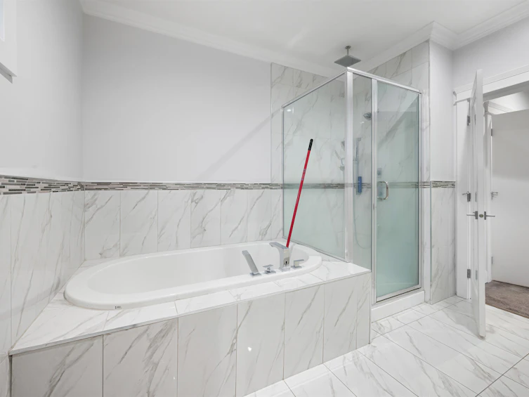 6637 121a Street, Surrey, BC, V3W 0H8 - 14