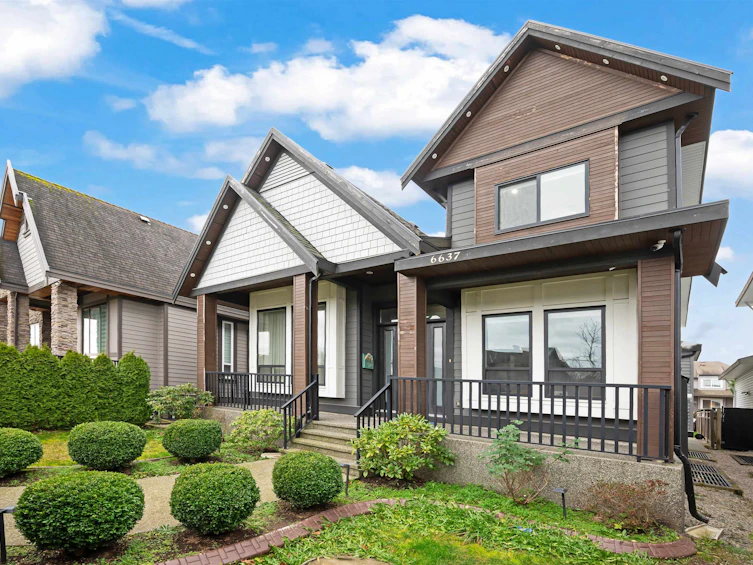 6637 121a Street, Surrey, BC, V3W 0H8 - 2