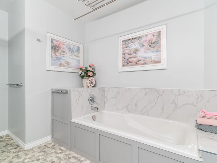 401-25 Richmond Street, New Westminster, BC, V3L 5P9 - 24