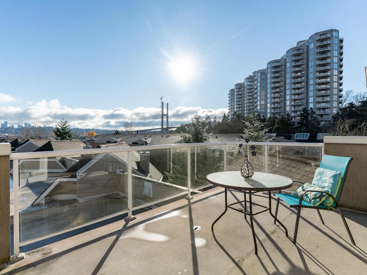 401-25 Richmond Street, New Westminster, BC, V3L 5P9 - 2