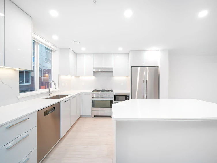 SL6-10333 River Drive, Richmond, BC, V6X 1Z2 - 2