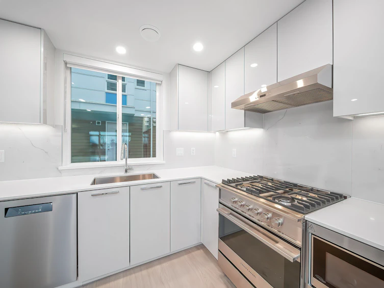 SL6-10333 River Drive, Richmond, BC, V6X 1Z2 - 5