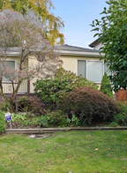 7526 Selkirk Street