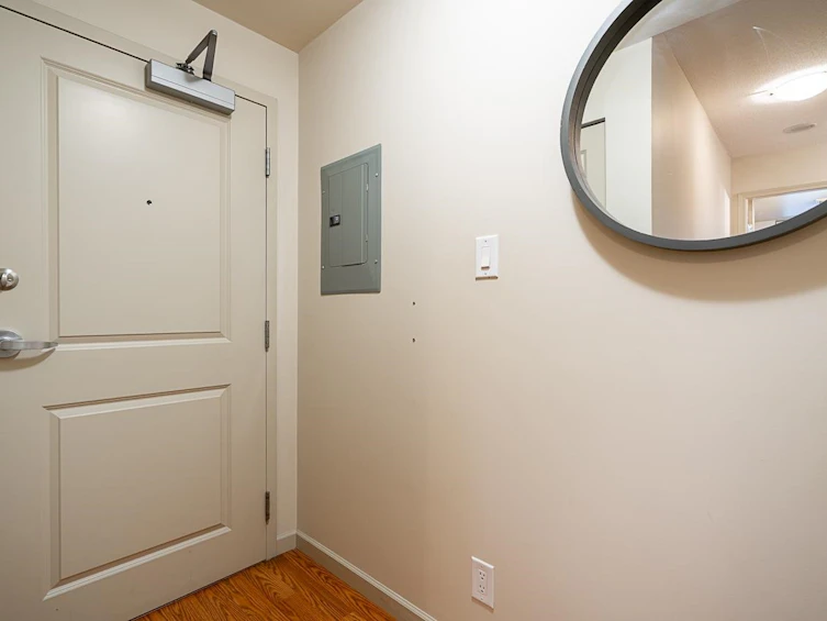 401-9262 University Crescent, Burnaby, BC, V5A 0A4 - 8