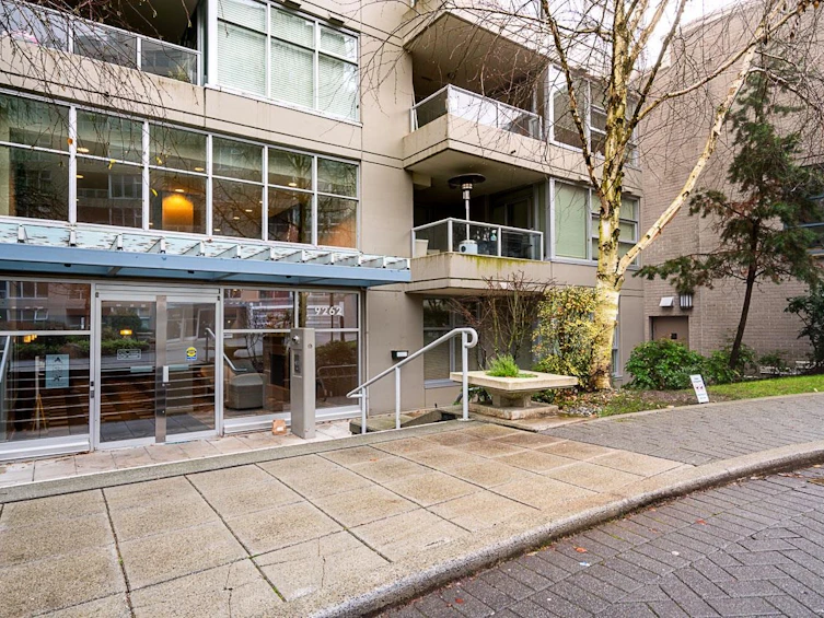 401-9262 University Crescent, Burnaby, BC, V5A 0A4 - 6