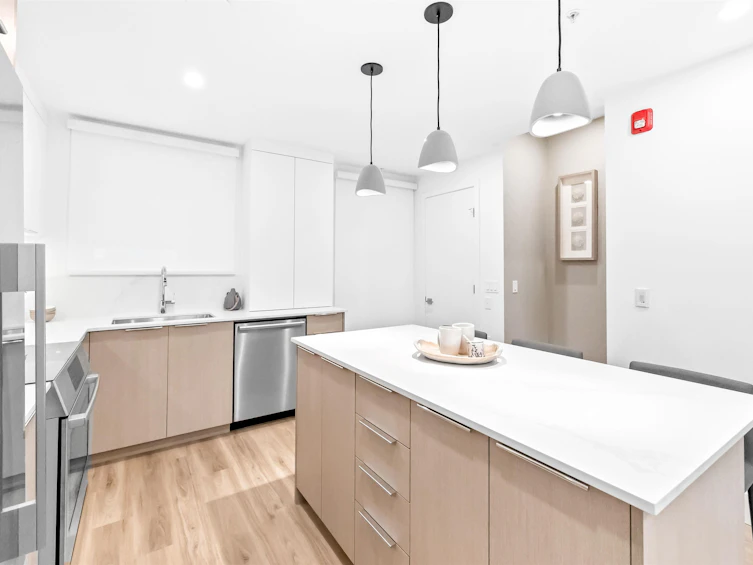 131-2250 E 1st Avenue, Vancouver, BC, V5N 1B6 - 7