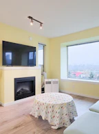 417 4728 Dawson Street