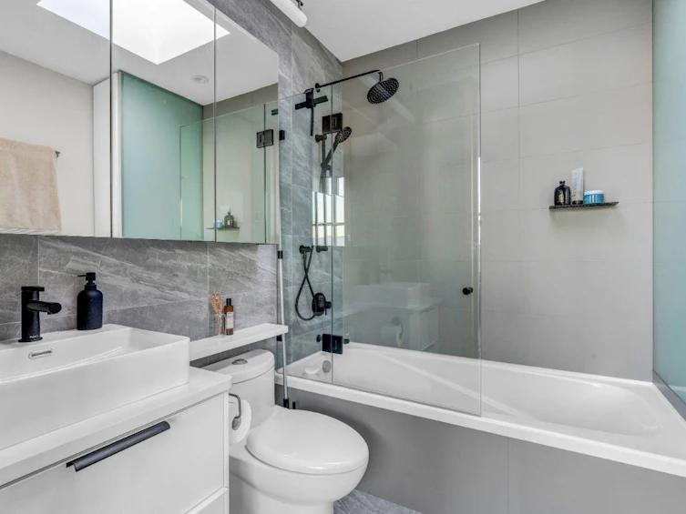 402-2216 W 3rd Avenue, Vancouver, BC, V6K 1L4 - 21