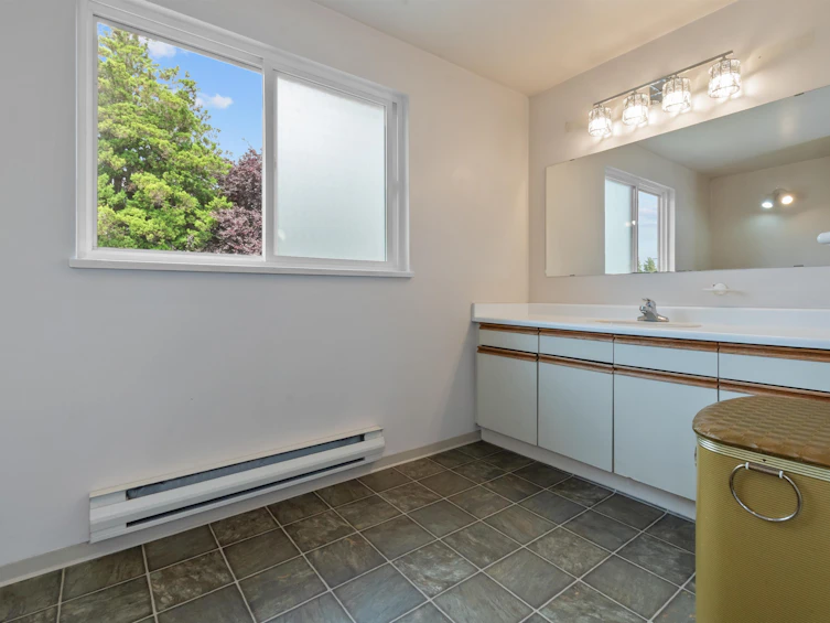 1945 W 45th Avenue, Vancouver, BC, V6M 2H7 - 15