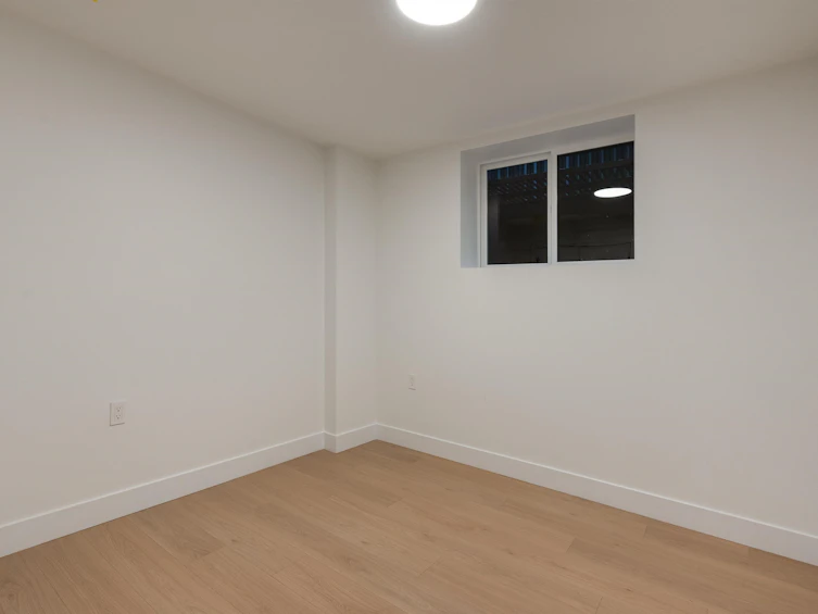 881 Porter Street, Coquitlam, BC, V3J 5B9 - 34