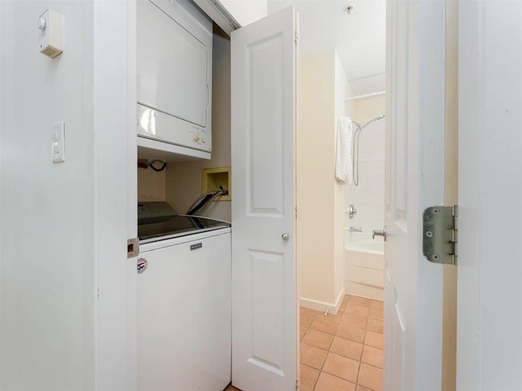 408-3083 W 4th Avenue, Vancouver, BC, V6K 1R5 - 19