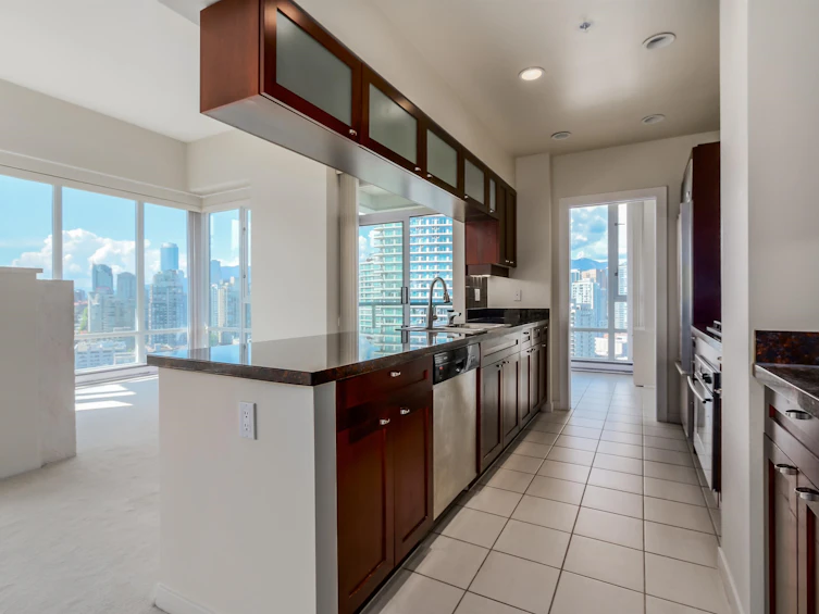PH2803-1067 Marinaside Crescent, Vancouver, BC, V6Z 3A4 - 2