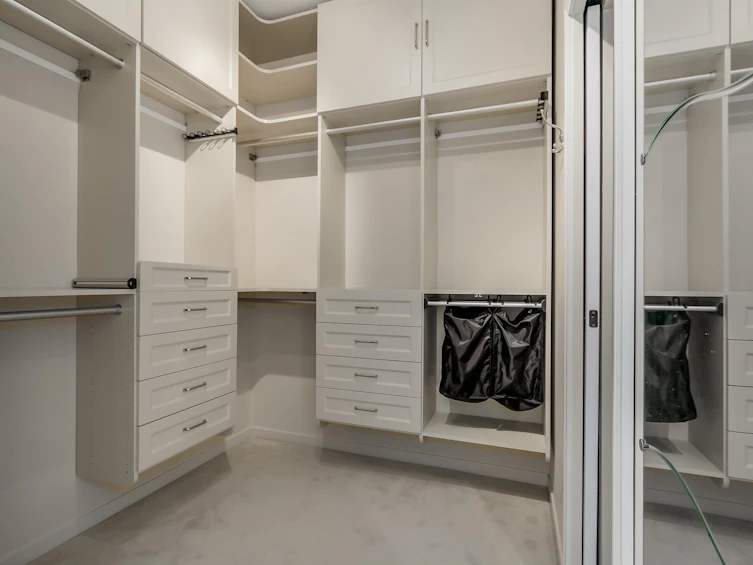 PH2803-1067 Marinaside Crescent, Vancouver, BC, V6Z 3A4 - 11