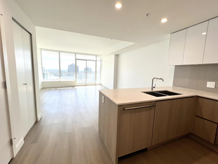 2406-618 Carnarvon Street, New Westminster, BC, V3M 1E9 - 6