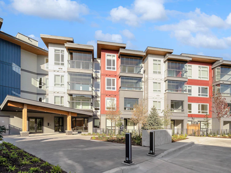 223-13788 76 Avenue, Surrey, BC, V3W 3V9