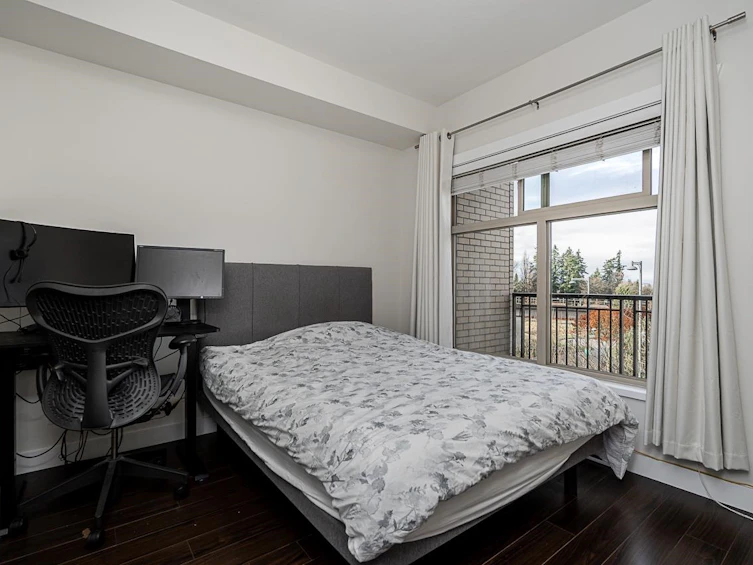 215-13468 King George Boulevard, Surrey, BC, V3T 0H5 - 14