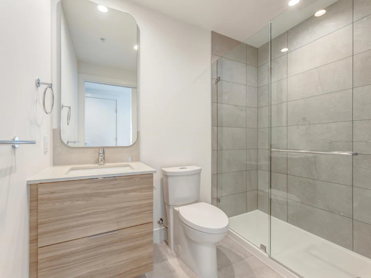 303-2375 Emery Court, North Vancouver, BC, V7J 0E8 - 21