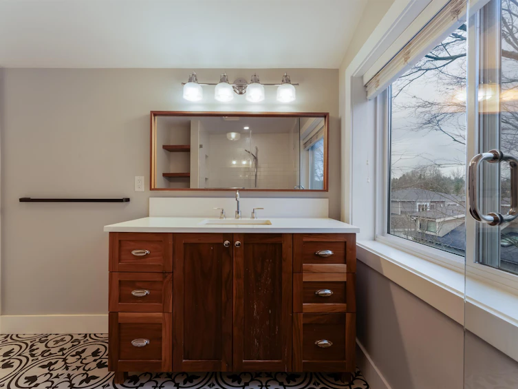 231 E 40th Avenue, Vancouver, BC, V5W 1L7 - 21