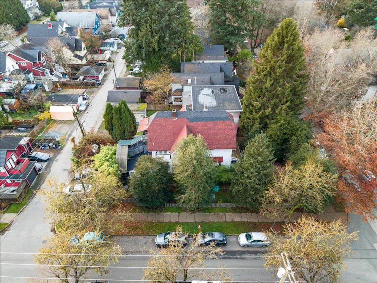 104 W 11th Avenue, Vancouver, BC, V5Y 1S7 - 3