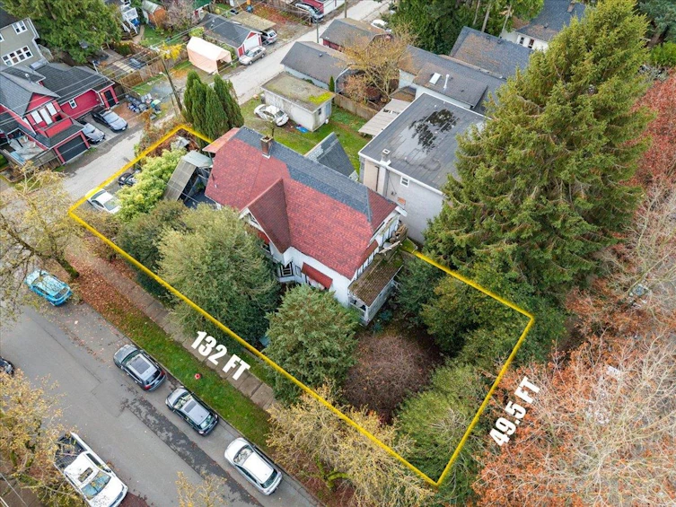 104 W 11th Avenue, Vancouver, BC, V5Y 1S7 - 2