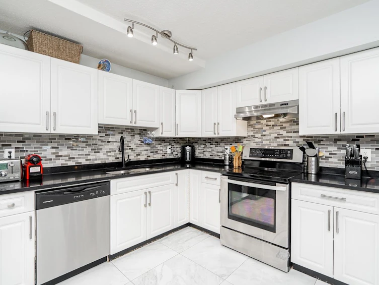 612-11901 89a Avenue, Delta, BC, V4C 3G8 - 10