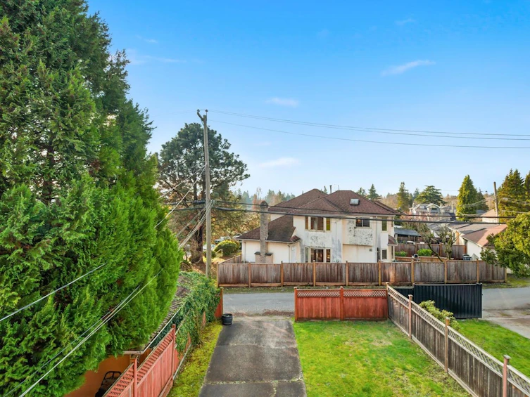 7475 West Boulevard, Vancouver, BC, V6P 5S2 - 4