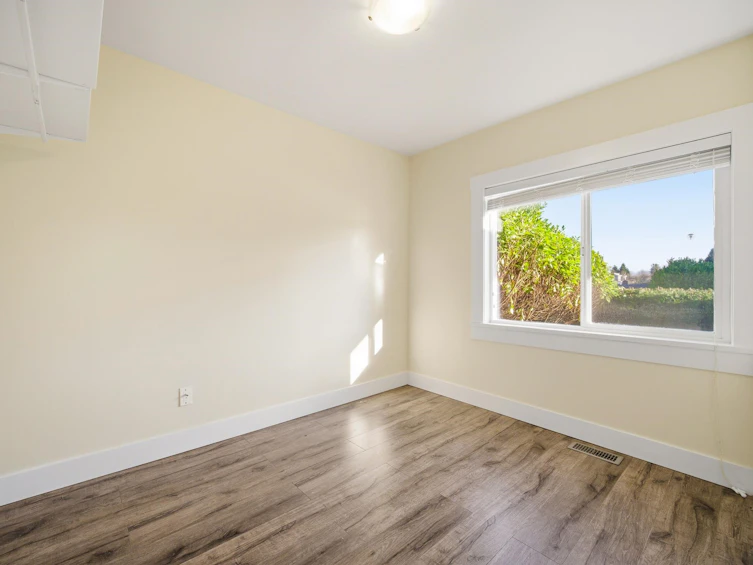 4533 Knight Street, Vancouver, BC, V5N 3M8 - 13