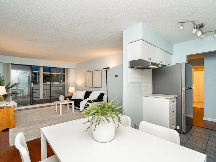 114-1950 W 8th Avenue, Vancouver, BC, V6J 1W3 - 9