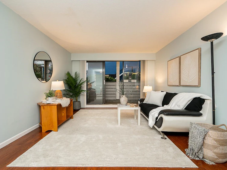 114-1950 W 8th Avenue, Vancouver, BC, V6J 1W3 - 2