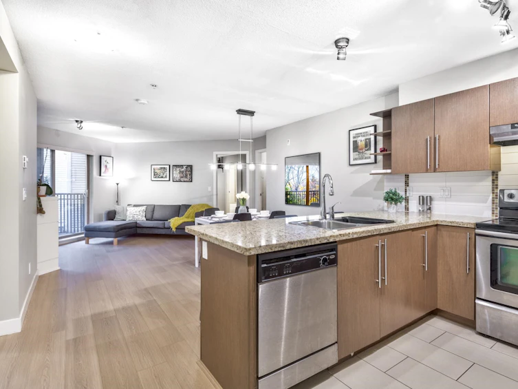 209-2088 Beta Avenue, Burnaby, BC, V5C 0C8 - 2