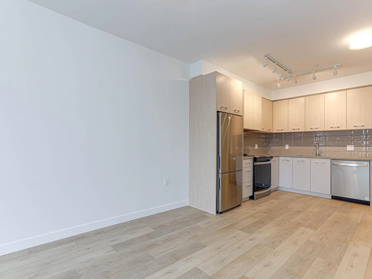 411-4933 Clarendon Street, Vancouver, BC, V5R 0J6 - 9