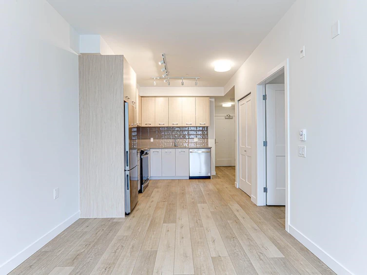 411-4933 Clarendon Street, Vancouver, BC, V5R 0J6 - 11
