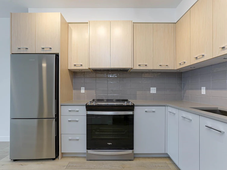 411-4933 Clarendon Street, Vancouver, BC, V5R 0J6 - 2