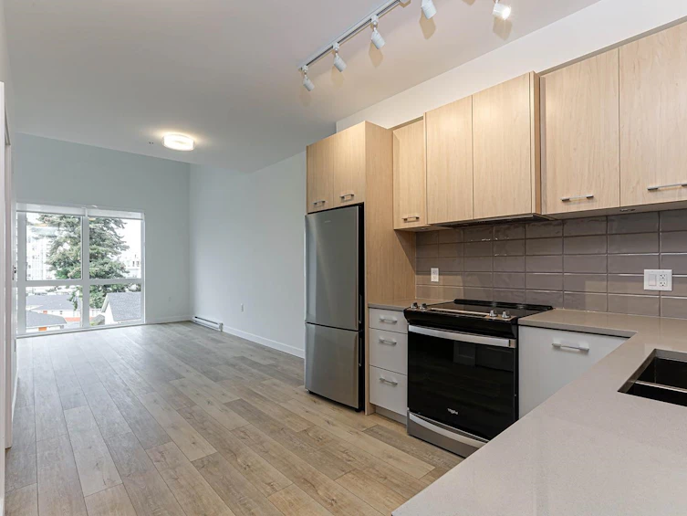 411-4933 Clarendon Street, Vancouver, BC, V5R 0J6 - 3