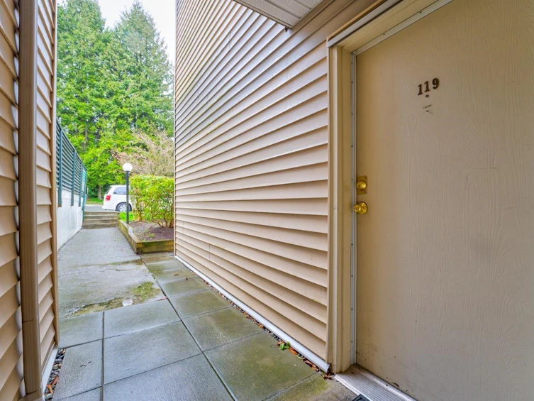 119-555 North Road, Coquitlam, BC, V3J 1N8 - 32