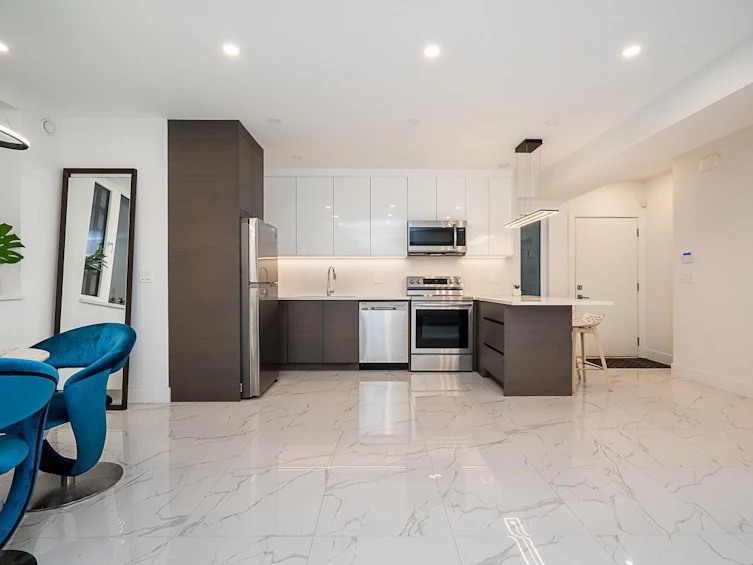 1026 Belmont Avenue, North Vancouver, BC, V7R 1K2 - 32
