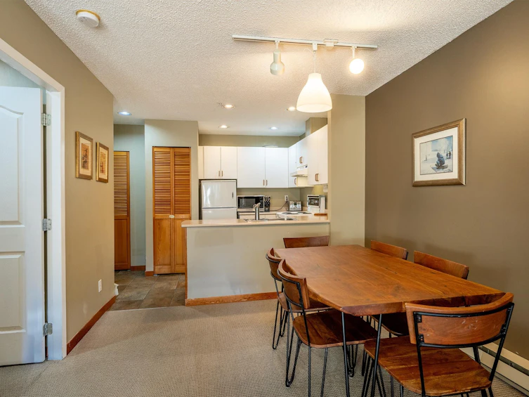 322-2050 Lake Placid Road, Whistler, BC, V8E 0A8 - 8