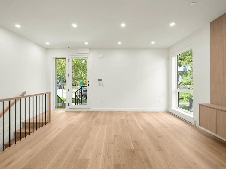 1904 E 8th Avenue, Vancouver, BC, V5N 1T8 - 13